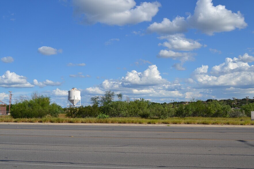 More Photos Of 3701 Jaime Zapata Memorial Hwy, Laredo Land For Sale