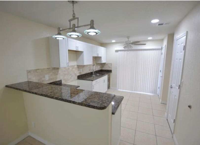 More Photos Of 3011 Ernest Dr, Auburndale Apartments For Sale
