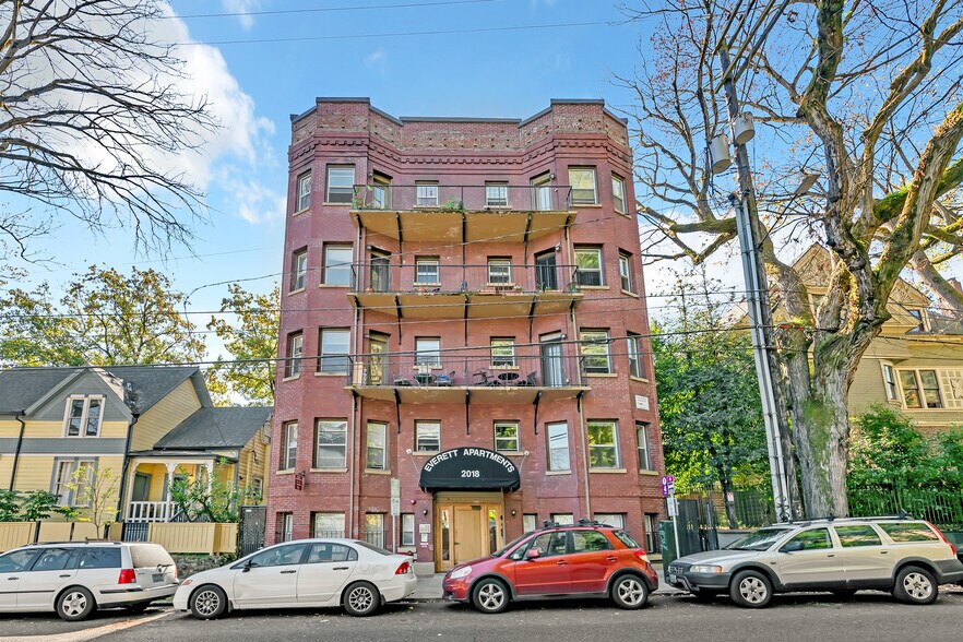 More Photos Of 2018 NW Everett St, Portland Multifamily For Sale