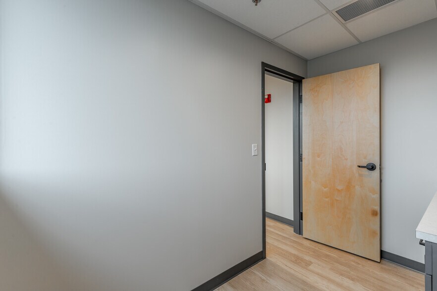 More Photos Of 929 Spring Creek Rd, Chattanooga Medical For Lease