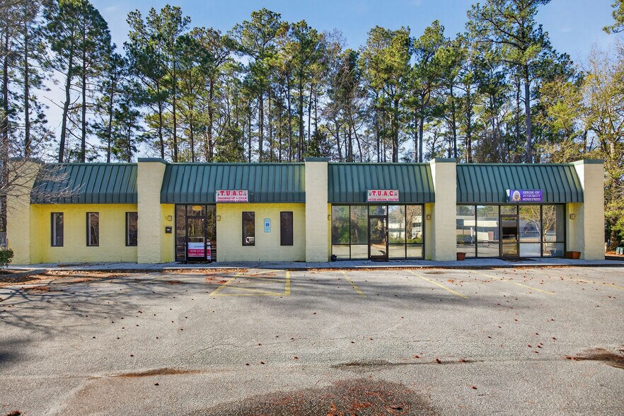 Primary Photo Of 3910 Princess Place Dr, Wilmington Daycare Center For Lease