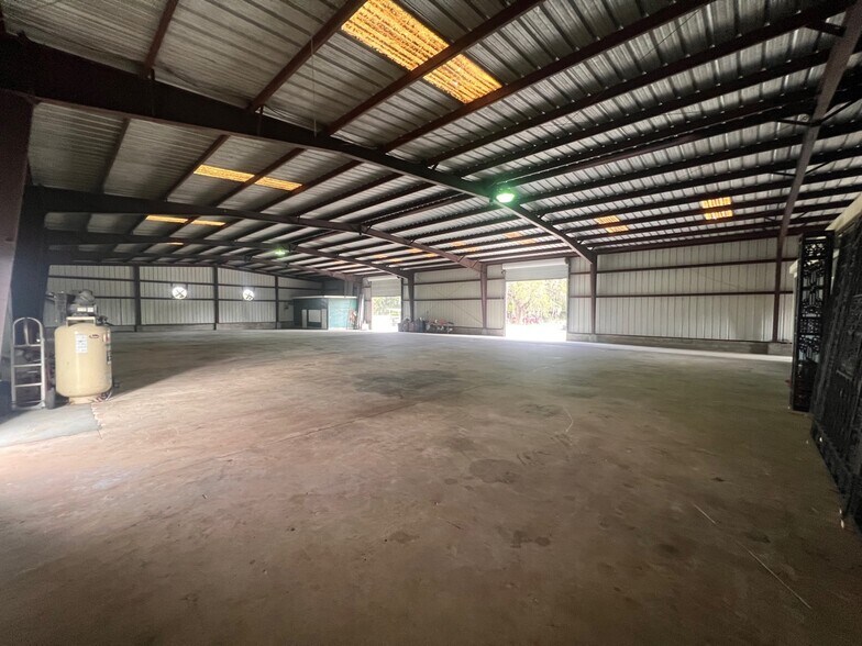 More Photos Of 17340 Parrish Grove, Dade City Industrial For Sale