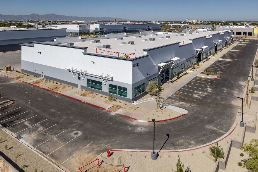 More Photos Of 13550 W Auto Dr, Goodyear Unknown For Lease