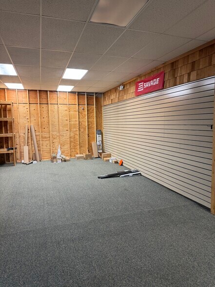 More Photos Of 3400 US Highway 30, Warsaw General Retail For Lease