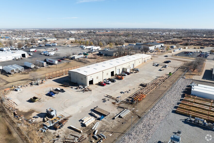 More Photos Of 5353 S Hattie Ave, Oklahoma City Warehouse For Lease