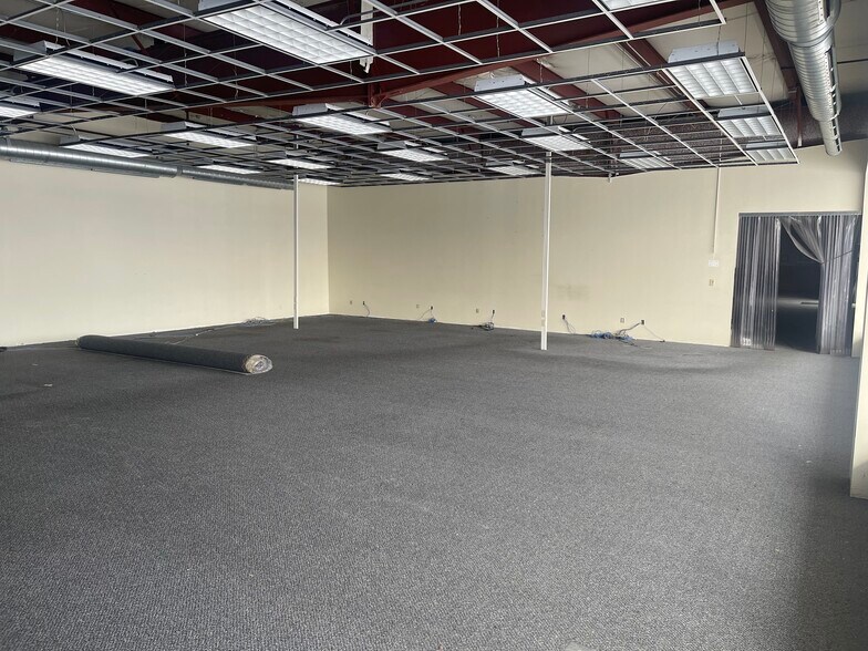 More Photos Of 840 Clark St, Big Rapids Freestanding For Lease