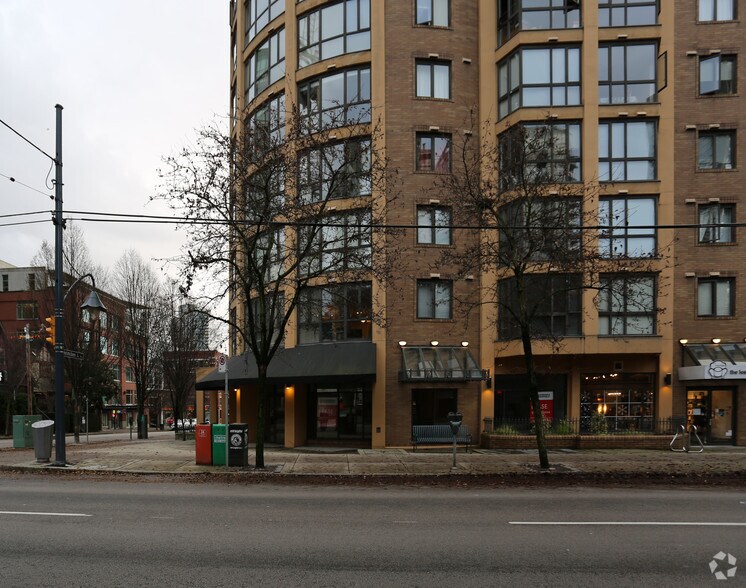 More Photos Of 1108 Richards St, Vancouver Apartments For Lease