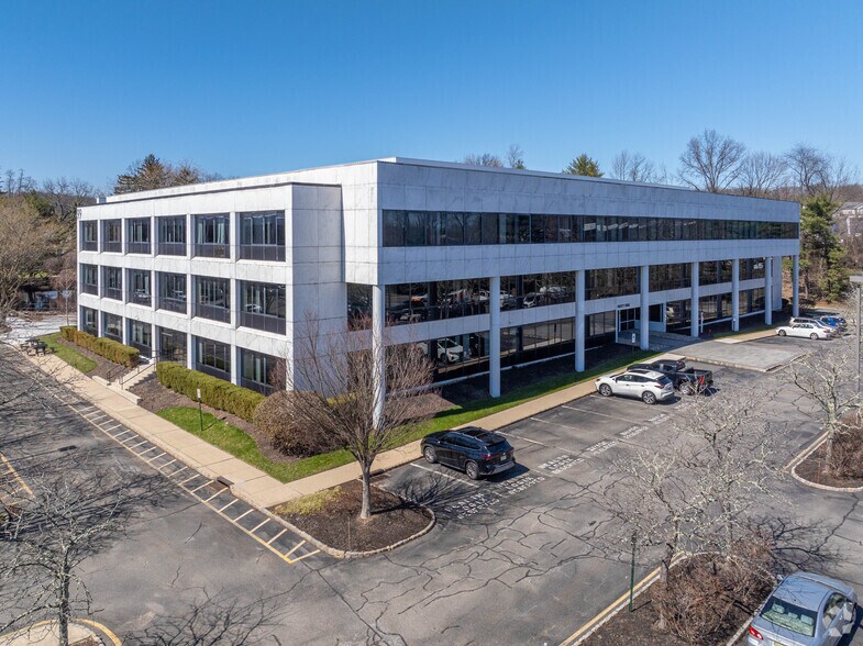 Primary Photo Of 99 Cherry Hill Rd, Parsippany Office For Lease