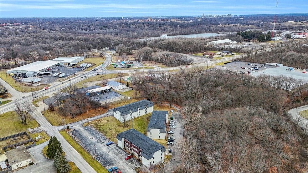 More Photos Of 1740 S Fairview Ave, Decatur Apartments For Sale