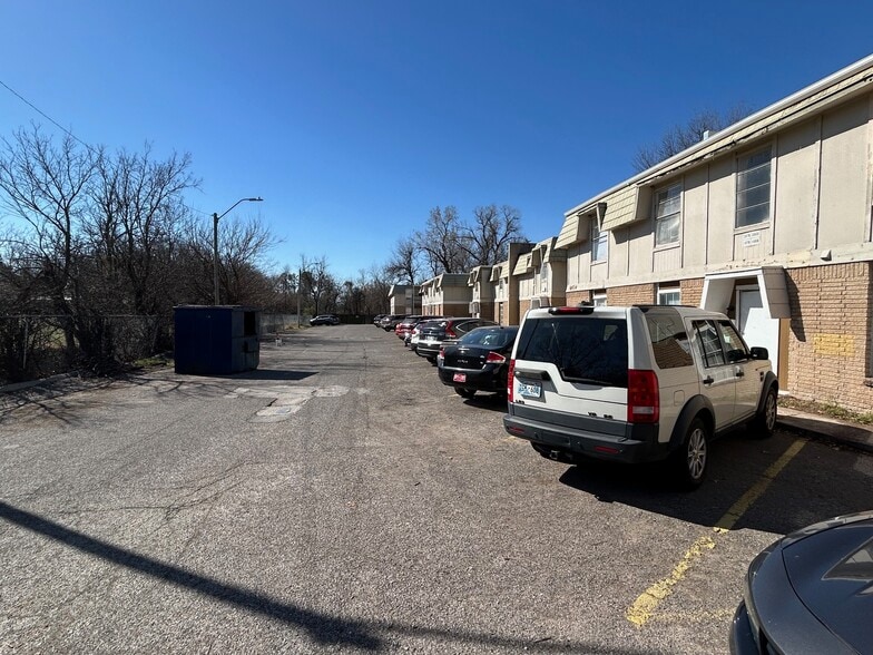 More Photos Of 5924 NW 10th St, Oklahoma City Apartments For Sale