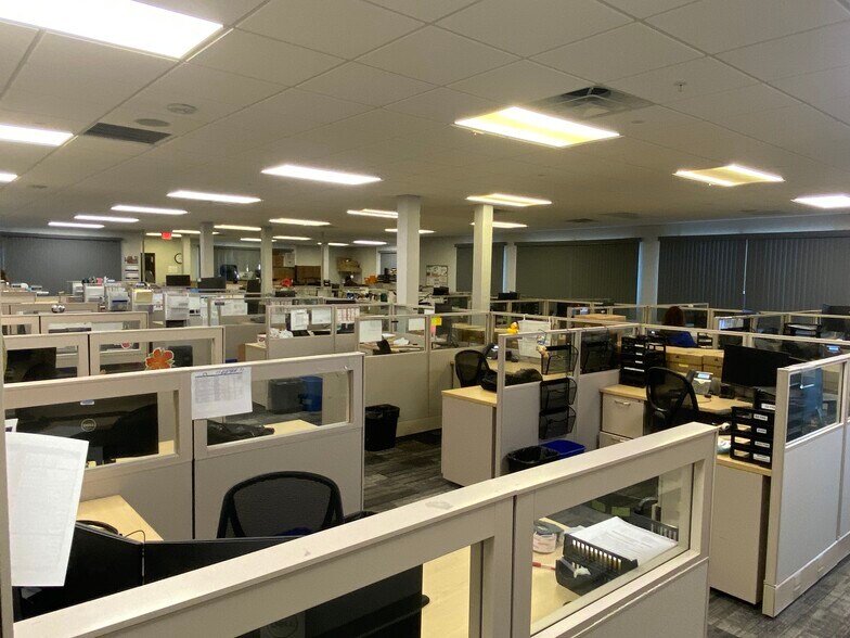 More Photos Of 8600 Astronaut Blvd, Cape Canaveral Office For Lease