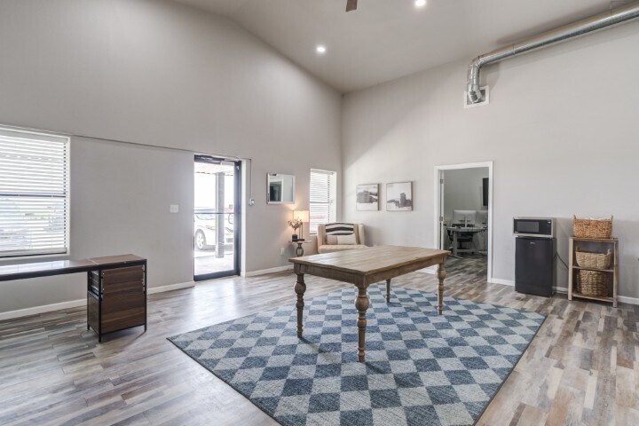 More Photos Of 10604 County 2500 rd, Lubbock Industrial For Sale