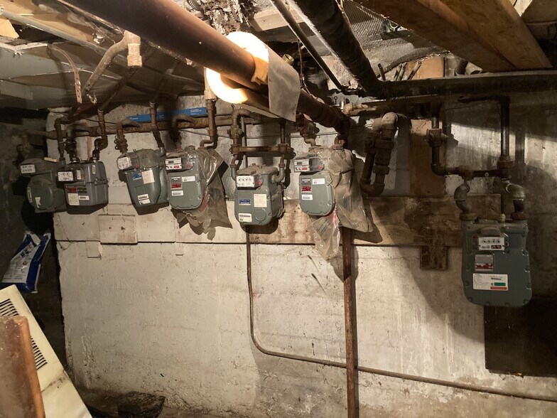 More Photos Of 5408 Flushing Ave, Maspeth Apartments For Sale