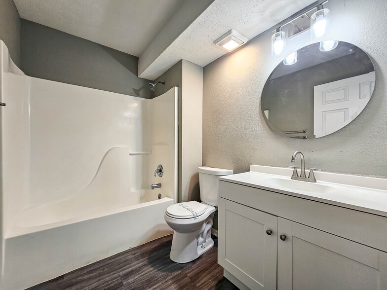 More Photos Of 2700 N 1st St, Lincoln Apartments For Sale