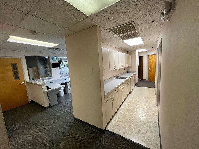 More Photos Of 42 Locust Ave, Wallington Medical For Lease