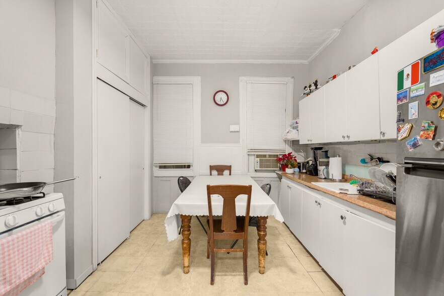 More Photos Of 325 1/2 Stockholm Street, Brooklyn Apartments For Sale