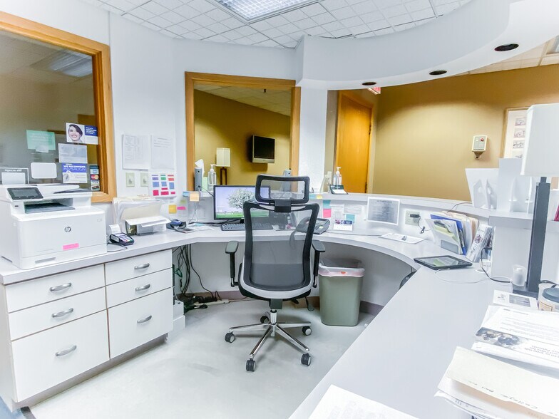 More Photos Of 403 S Allen St, State College Medical For Sale