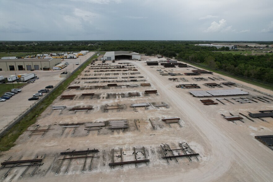 More Photos Of 29315 Highway Blvd, Katy Manufacturing For Lease