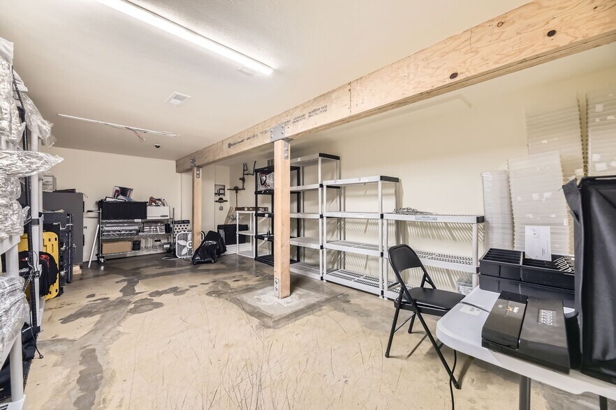 More Photos Of 399 S Harrison St, Denver Freestanding For Sale