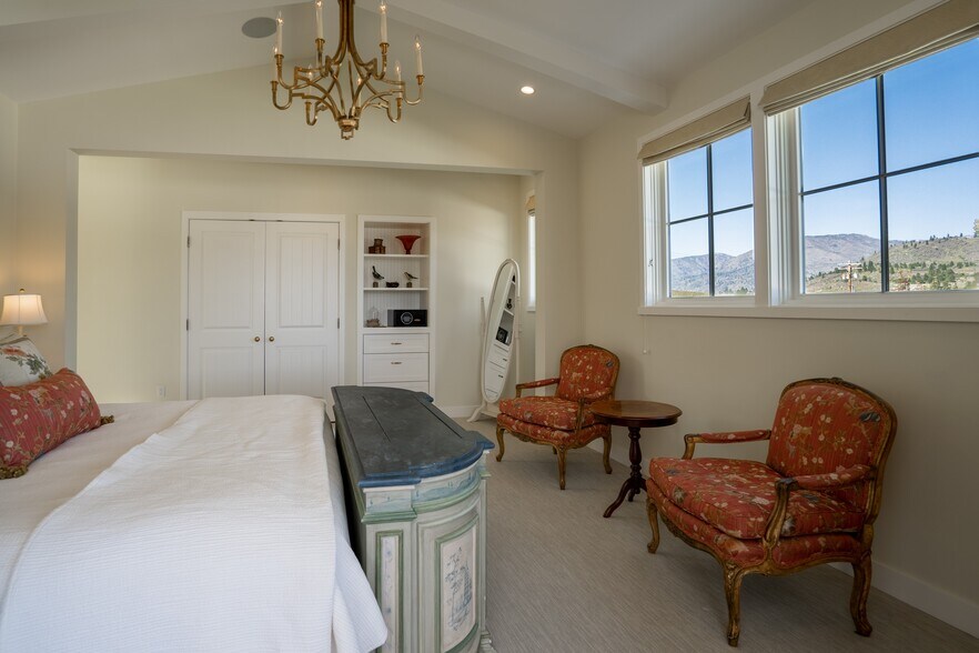 More Photos Of 4848 Green Ave, Manson Hotel For Sale