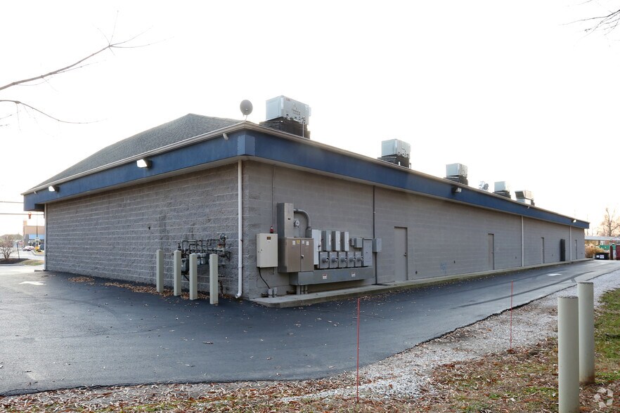 More Photos Of 105 Carroll Island Rd, Middle River Freestanding For Lease