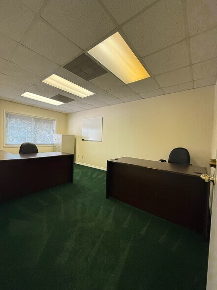 More Photos Of 3102 Canty St, Pascagoula Office For Sale
