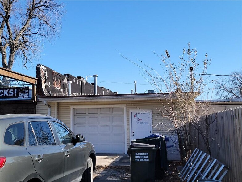 More Photos Of 608 Main St, Wellsville Storefront For Sale