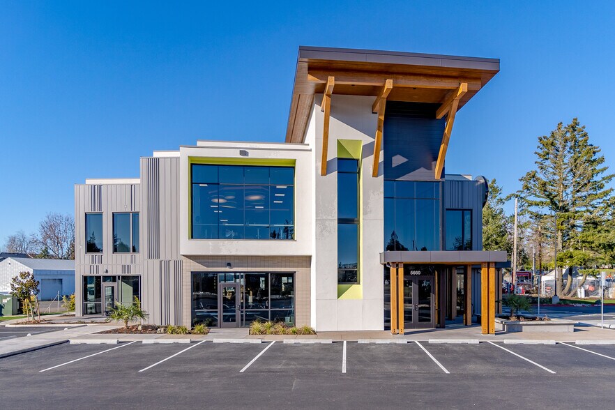 More Photos Of 5669 Commercial St SE, Salem Office For Sale