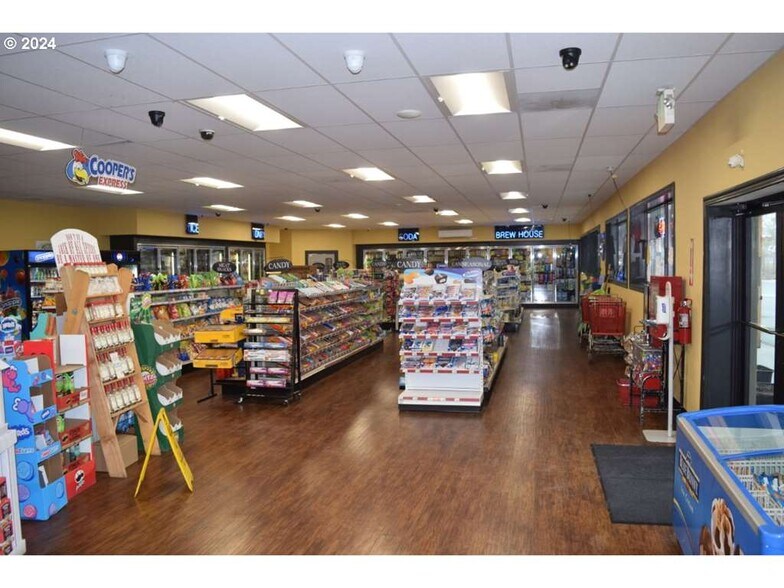 More Photos Of 457 E Main St, Athena Convenience Store For Sale