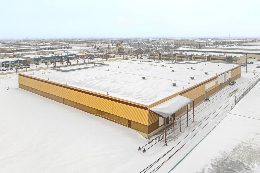 More Photos Of 11415 168th St NW, Edmonton Warehouse For Lease