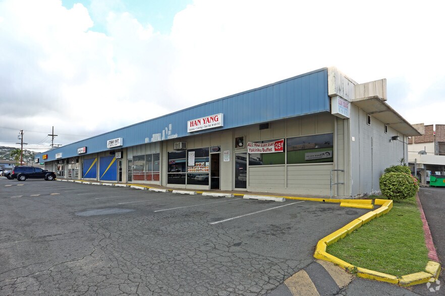 More Photos Of 1311 N King St, Honolulu Restaurant For Lease