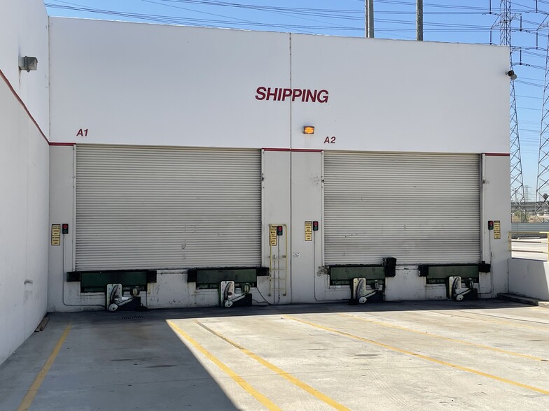 More Photos Of 6925 Atlantic Ave, Long Beach Warehouse For Lease