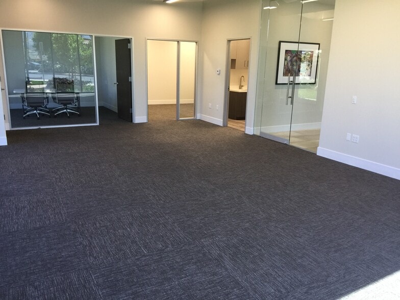 More Photos Of 3249 Old Conejo Rd, Newbury Park Medical For Sale