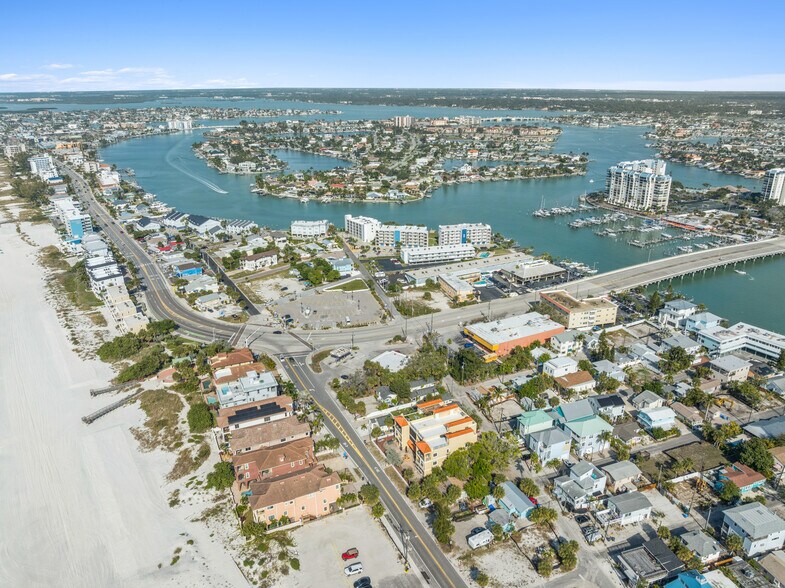 More Photos Of 9695 Gulf Blvd, Treasure Island Service Station For Sale
