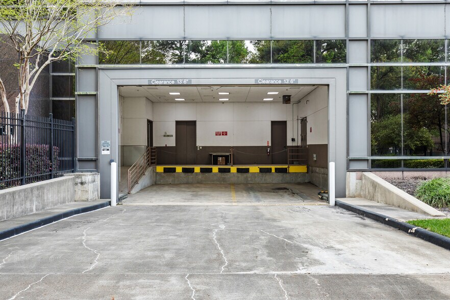 More Photos Of 222 Benmar Dr, Houston Office For Sale