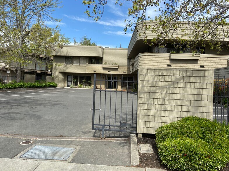 More Photos Of 3447 Mount Diablo Blvd, Lafayette Loft Creative Space For Lease