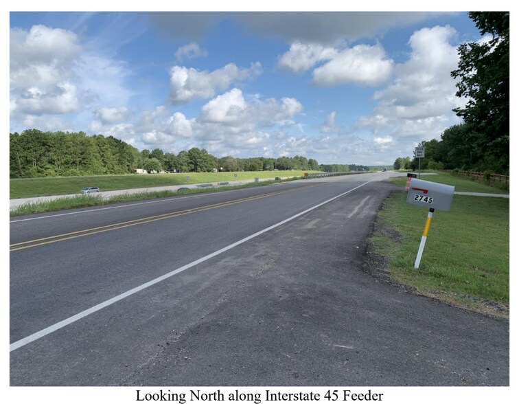 More Photos Of 2745 Interstate 45 S, New Waverly Manufacturing For Lease