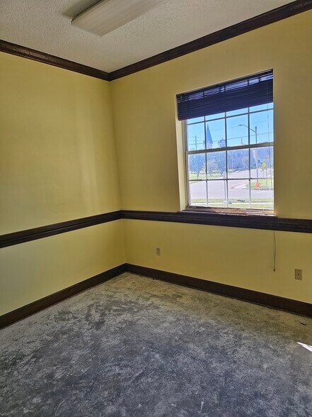 More Photos Of 1103 N Laura St, Jacksonville Medical For Lease