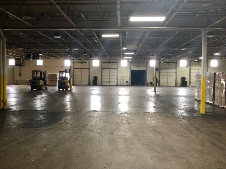More Photos Of 1546 Stanley Ave, Dayton Warehouse For Sale