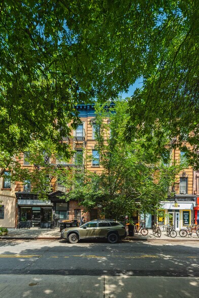 More Photos Of 561 Gates Ave, Brooklyn Apartments For Sale