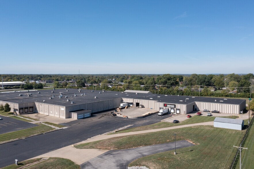 More Photos Of 93 Industry Dr, Versailles Manufacturing For Lease