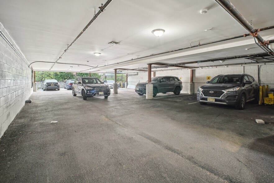 More Photos Of 219 Summer Ave, Newark Apartments For Sale