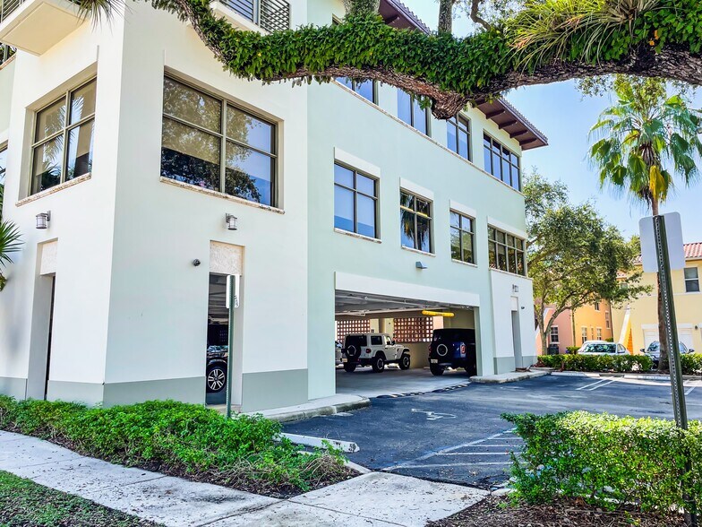 More Photos Of 500 S Dixie Hwy, Coral Gables Office For Lease