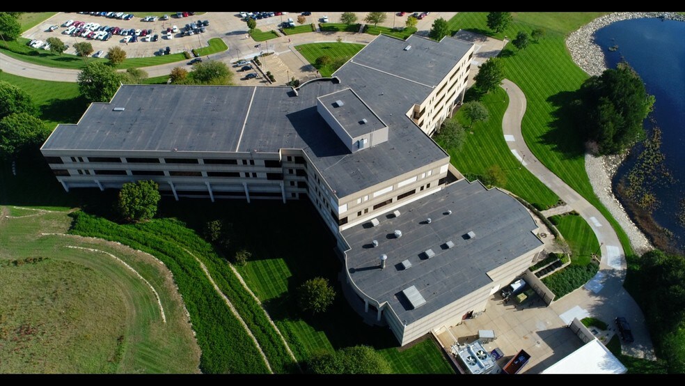 More Photos Of 2627 KFB Plz, Manhattan Office For Lease