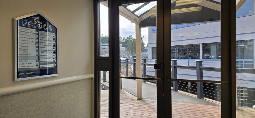 More Photos Of 1 Lake Bellevue Dr, Bellevue Office For Sale