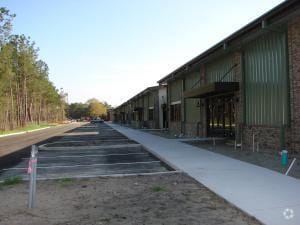 More Photos Of 547 Long Point Rd, Mount Pleasant Flex For Lease