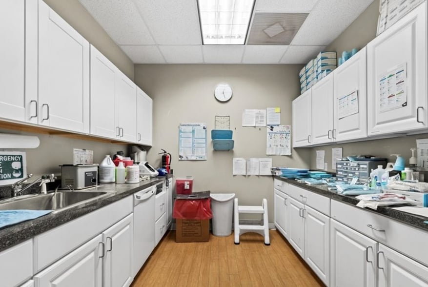 More Photos Of 2330 Colony Crossing Pl, Midlothian Medical For Sale