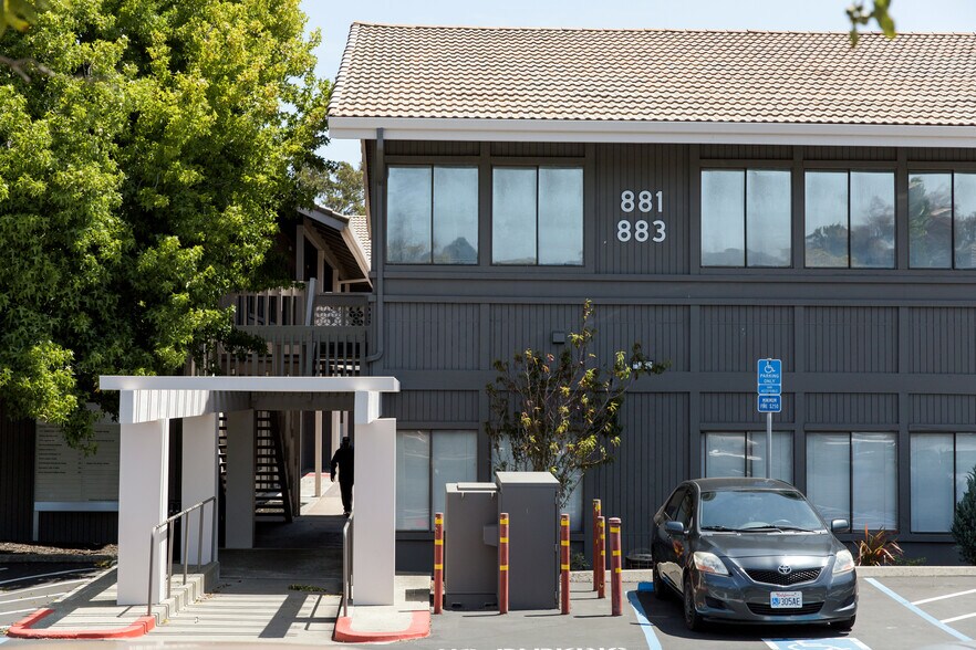 Primary Photo Of 901-903 Sneath Ln, San Bruno Office For Lease