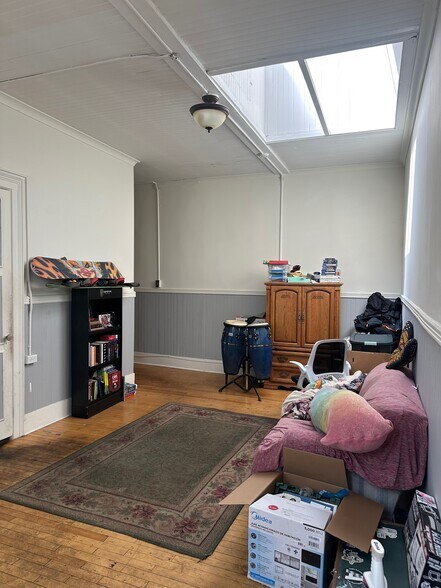 More Photos Of 162-164 Glen St, Glens Falls Storefront Retail Residential For Sale