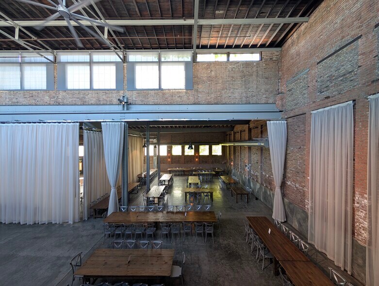 More Photos Of , Chicago Unknown For Sale